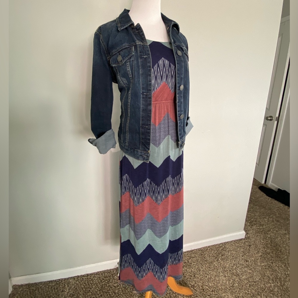 Women’s Maxi sleeveless dress Small